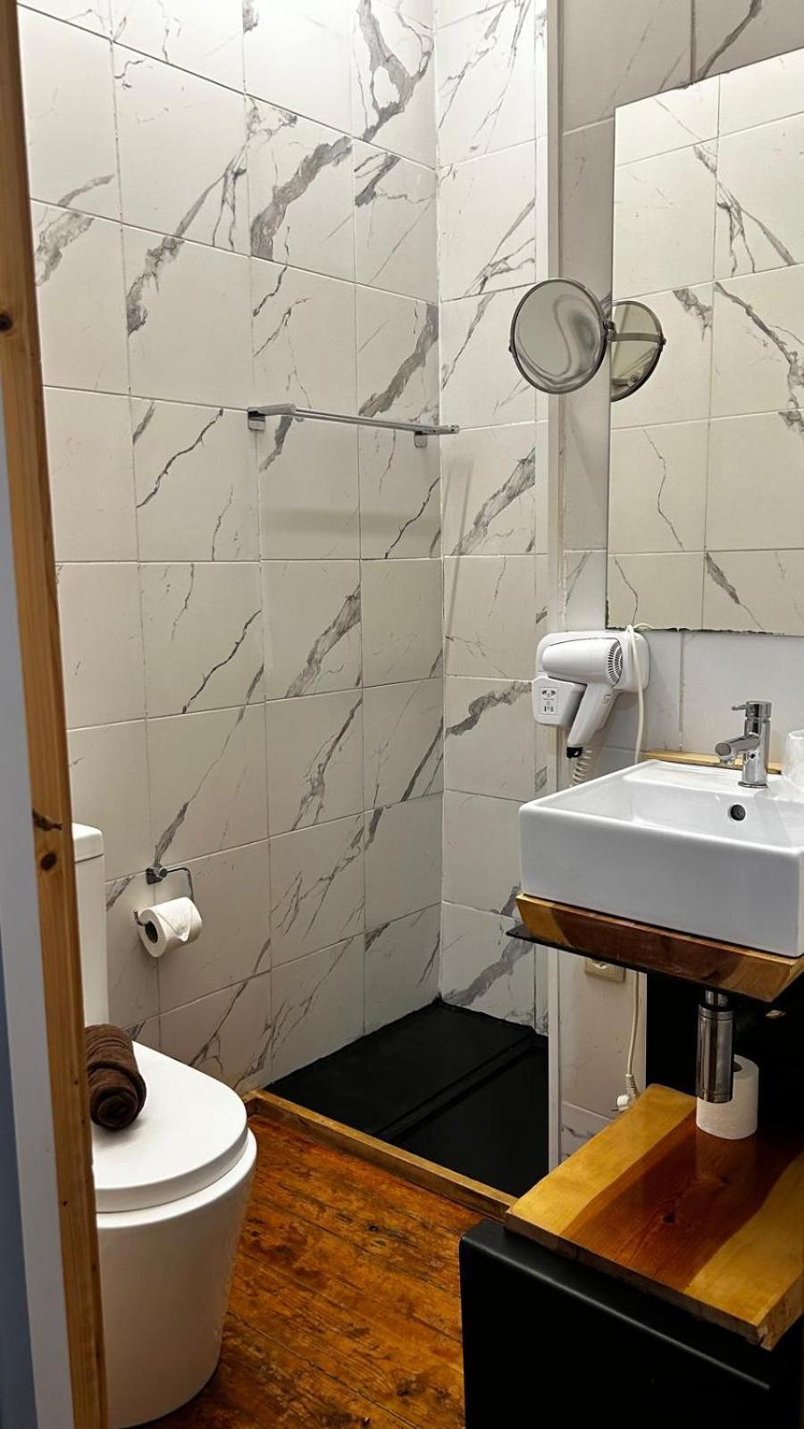 Feel At Home Guest House Овар Екстер'єр фото