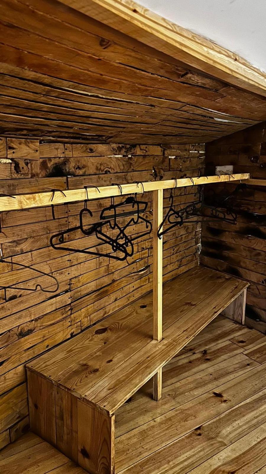 Feel At Home Guest House Овар Екстер'єр фото